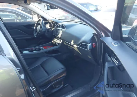 2017 Jaguar F-Pace 35T Premium z USA, uszkodzony, nr VIN SADCJ2BV0HA890167